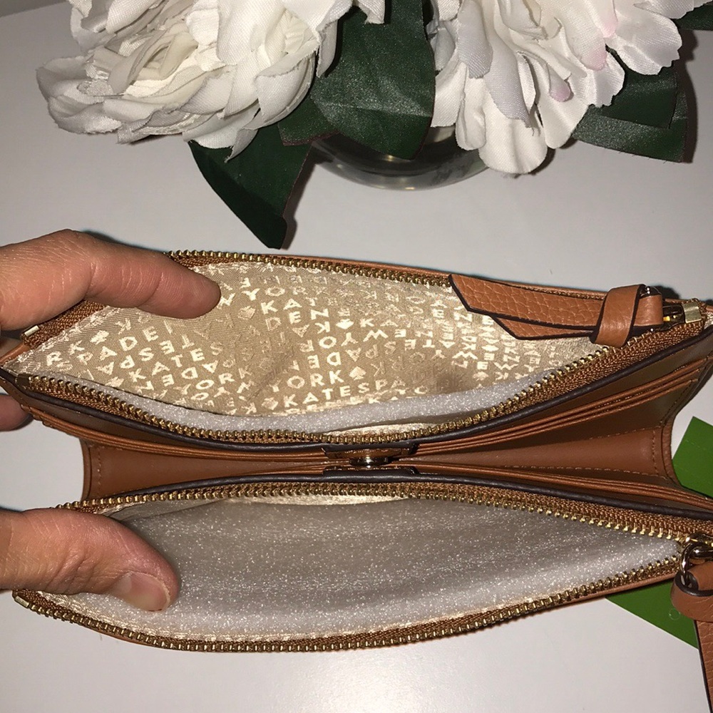 Kate spade Malea larchmont Avenue wallet - Picture 3 of 8
